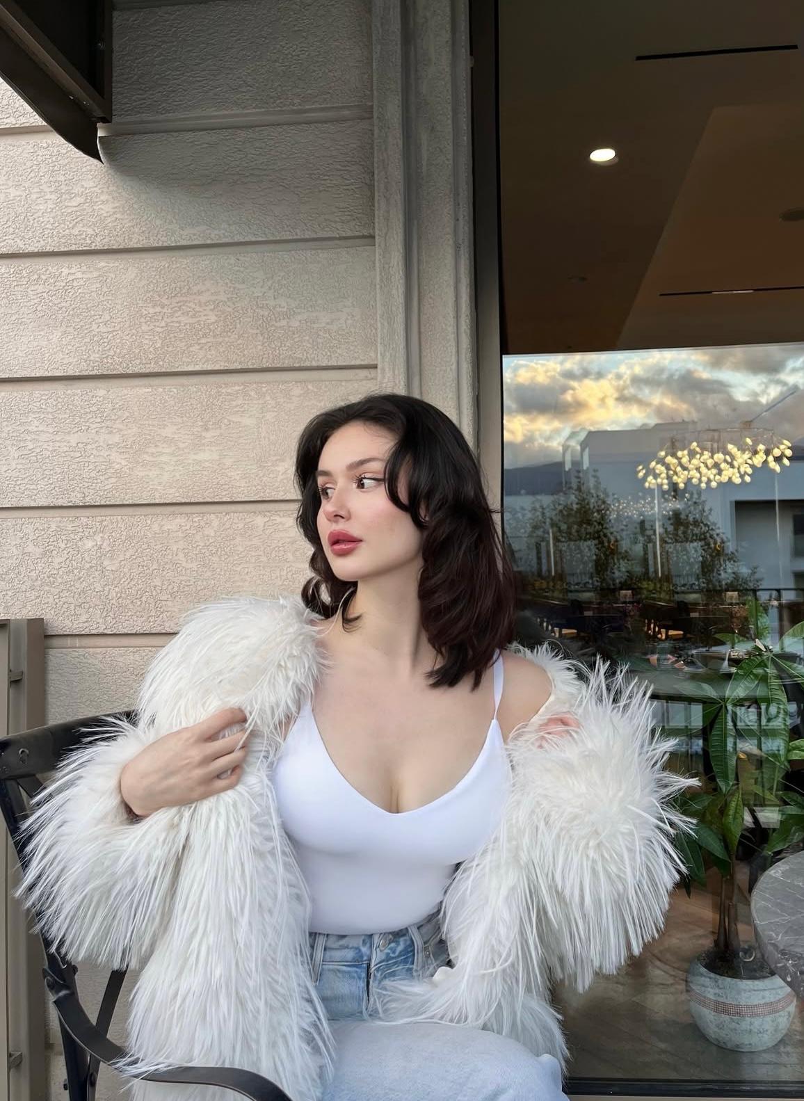 Değirmenli Titiz Bayan Escort Candan