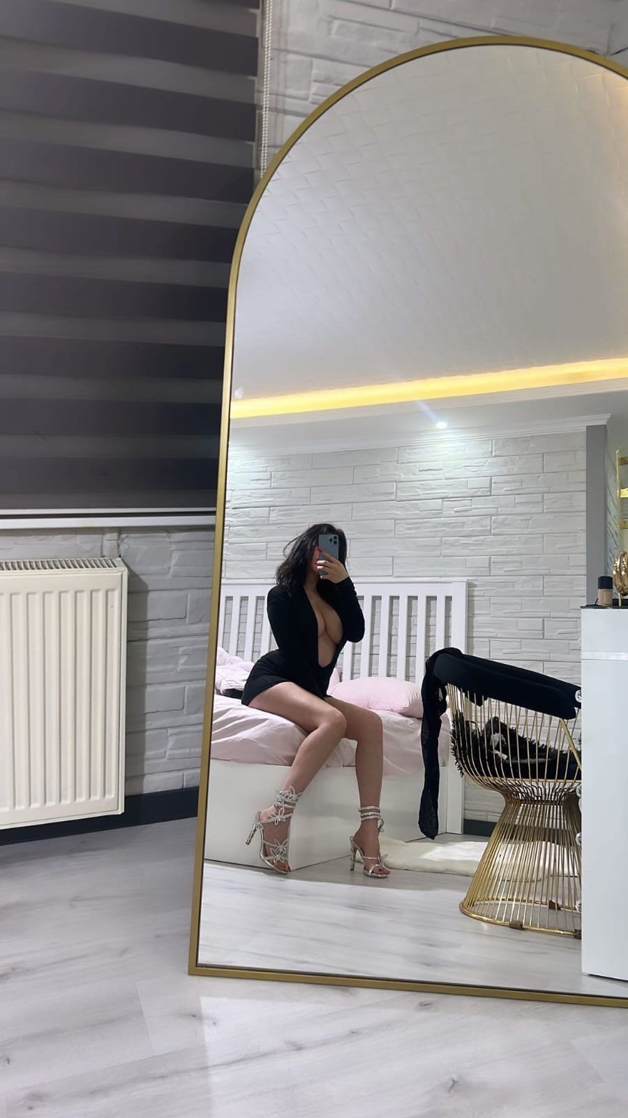 Asmakonak Zarif Bir Sevgili Escort Kadeh