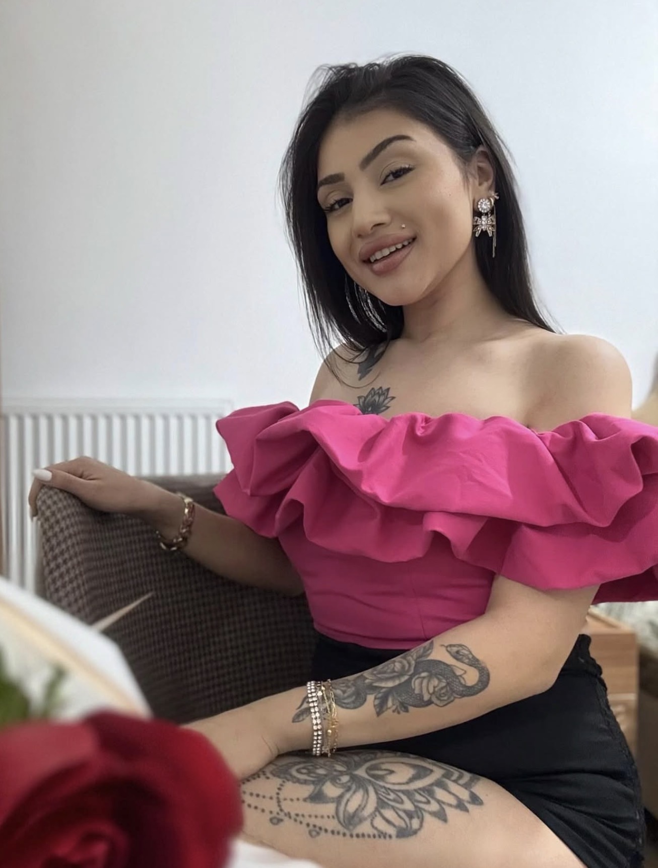 Tazeköy Bayan Bayan Escort Alev
