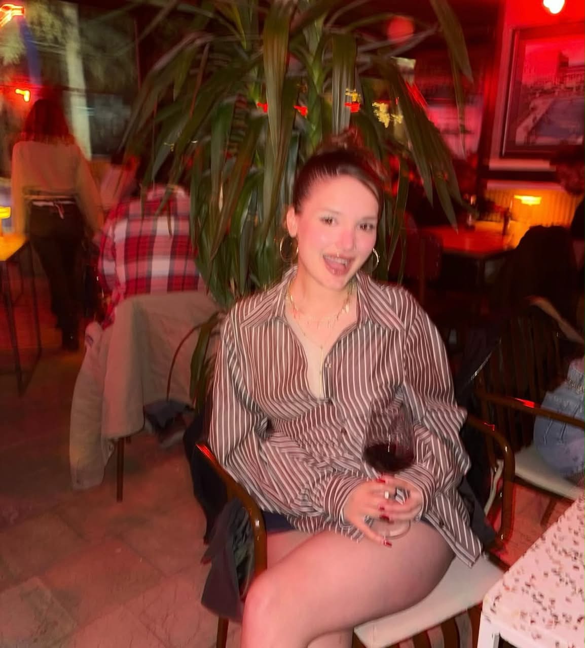 Karagöl Doyumsuz Escort Dafne