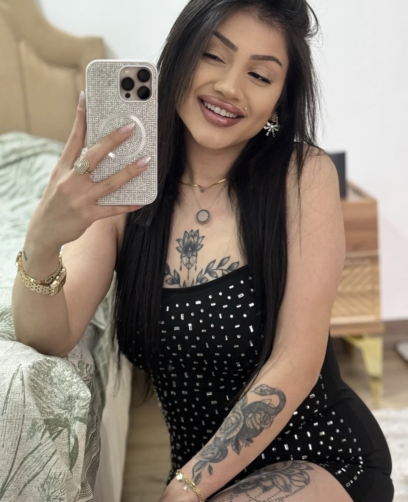 Kumlukoz Sıradışı Bayan Escort Ece